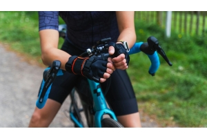 Rękawiczki rowerowe i ich znaczenie w trakcie jazdy