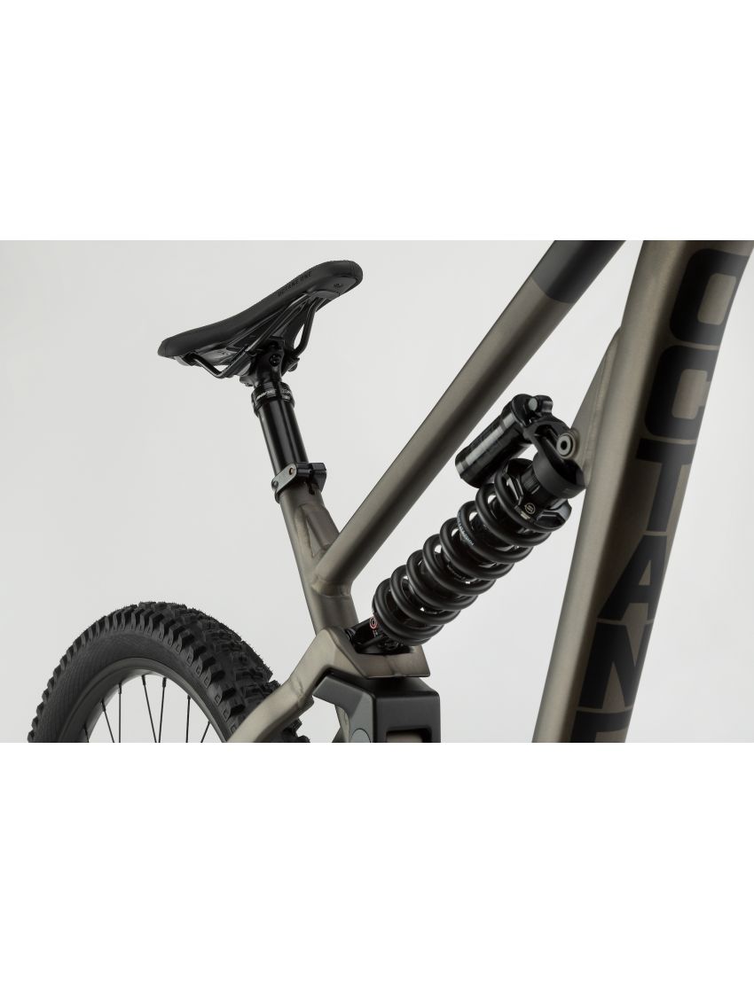 Rower OCTANE ONE Brrap L srebrny