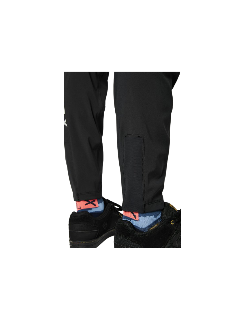 Spodnie FOX Defend 30 czarny
