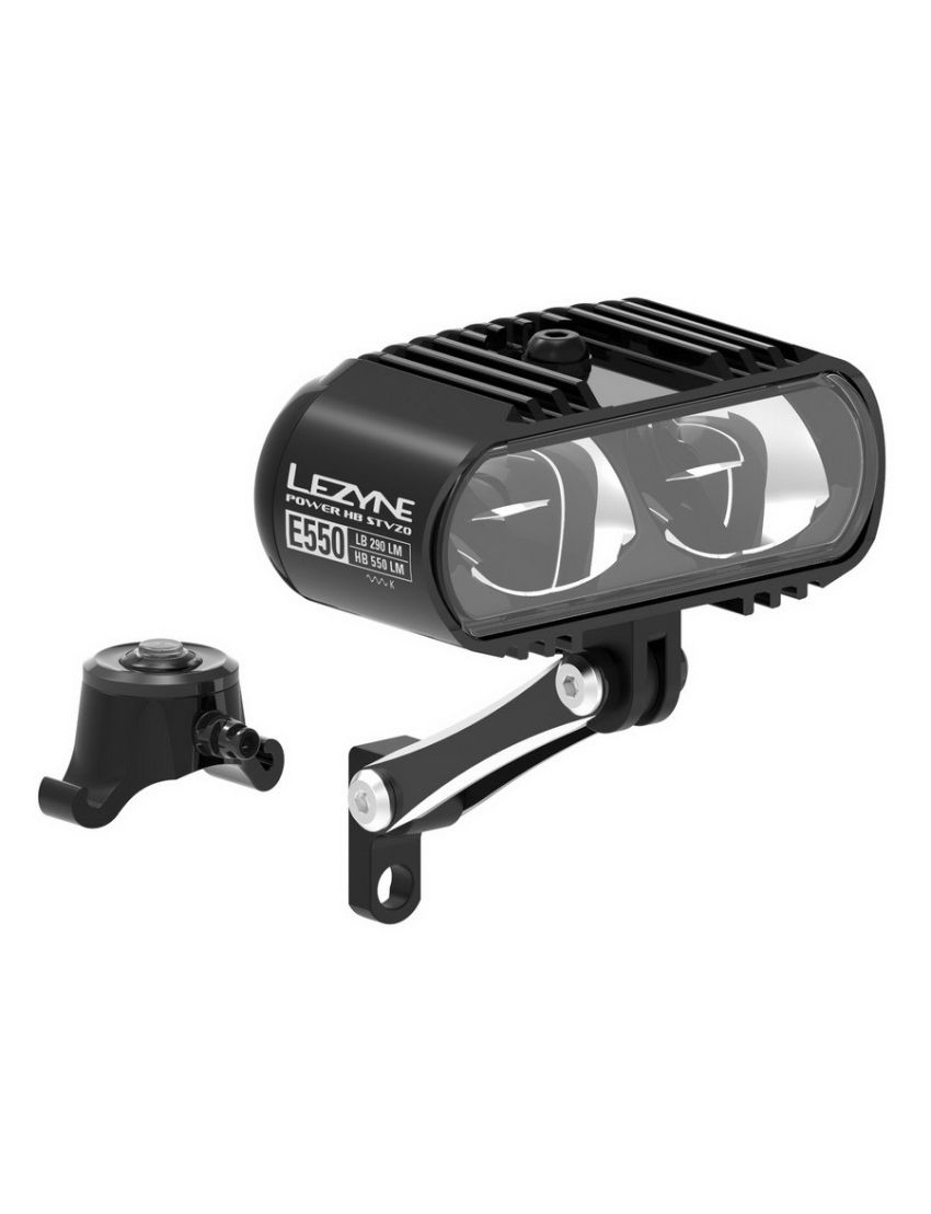 Lampka przednia LEZYNE EBIKE POWER HB STVZO E550 550 lumenów 120 luxów, AUTO DAY/NIGHT SENSOR pod napęd elektryczny, system mocowania X-LOCK, kabel 130cm czarna (WYPRZEDAŻ -50%)