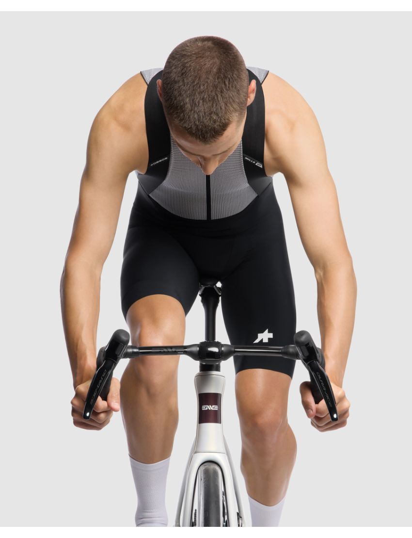 Spodenki kolarskie ASSOS MILLE GT Bib Black