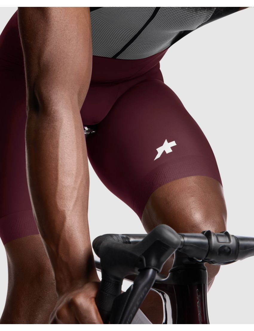 Spodenki kolarskie ASSOS MILLE GT Bib Burgundy Red