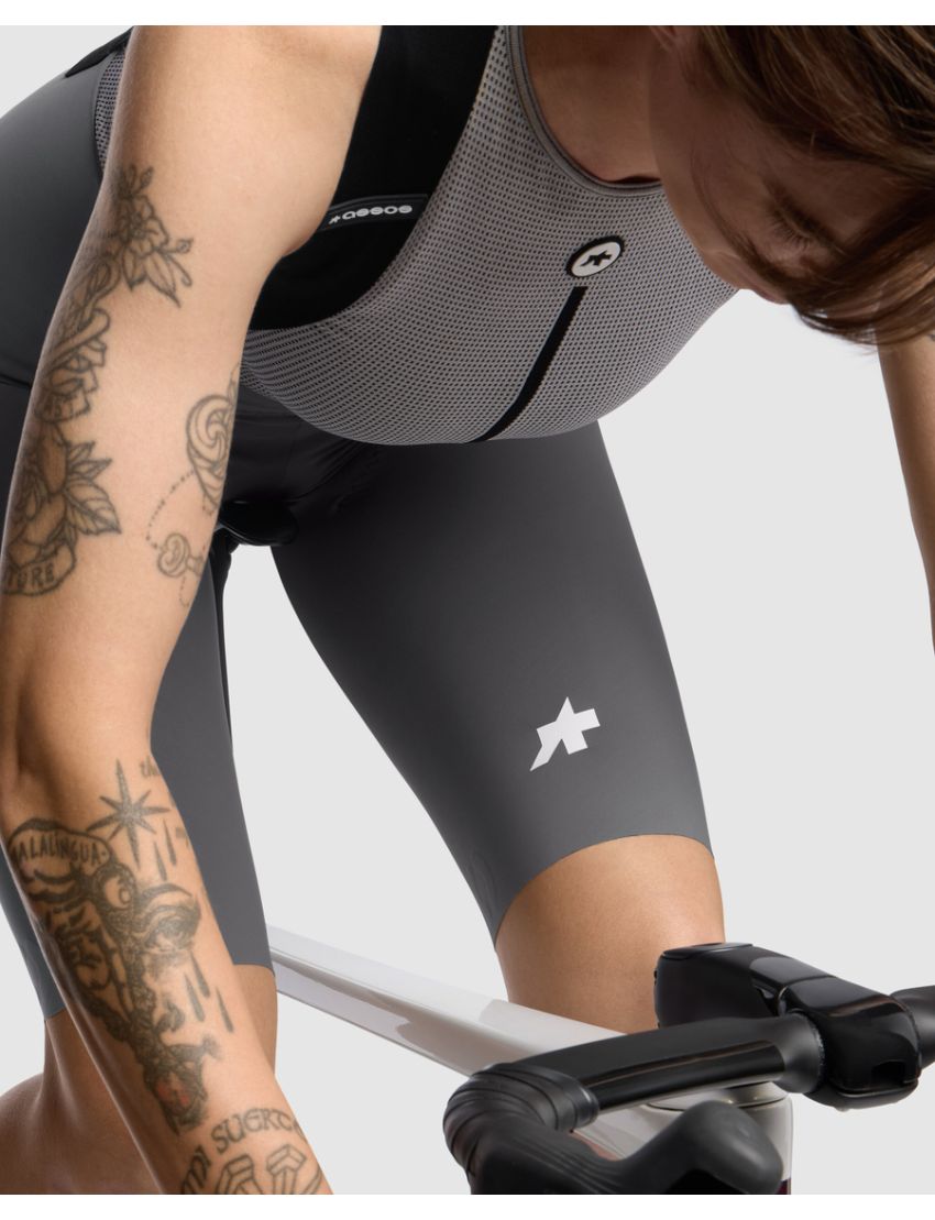 Spodenki damskie ASSOS DYORA R Bib Robust Grey