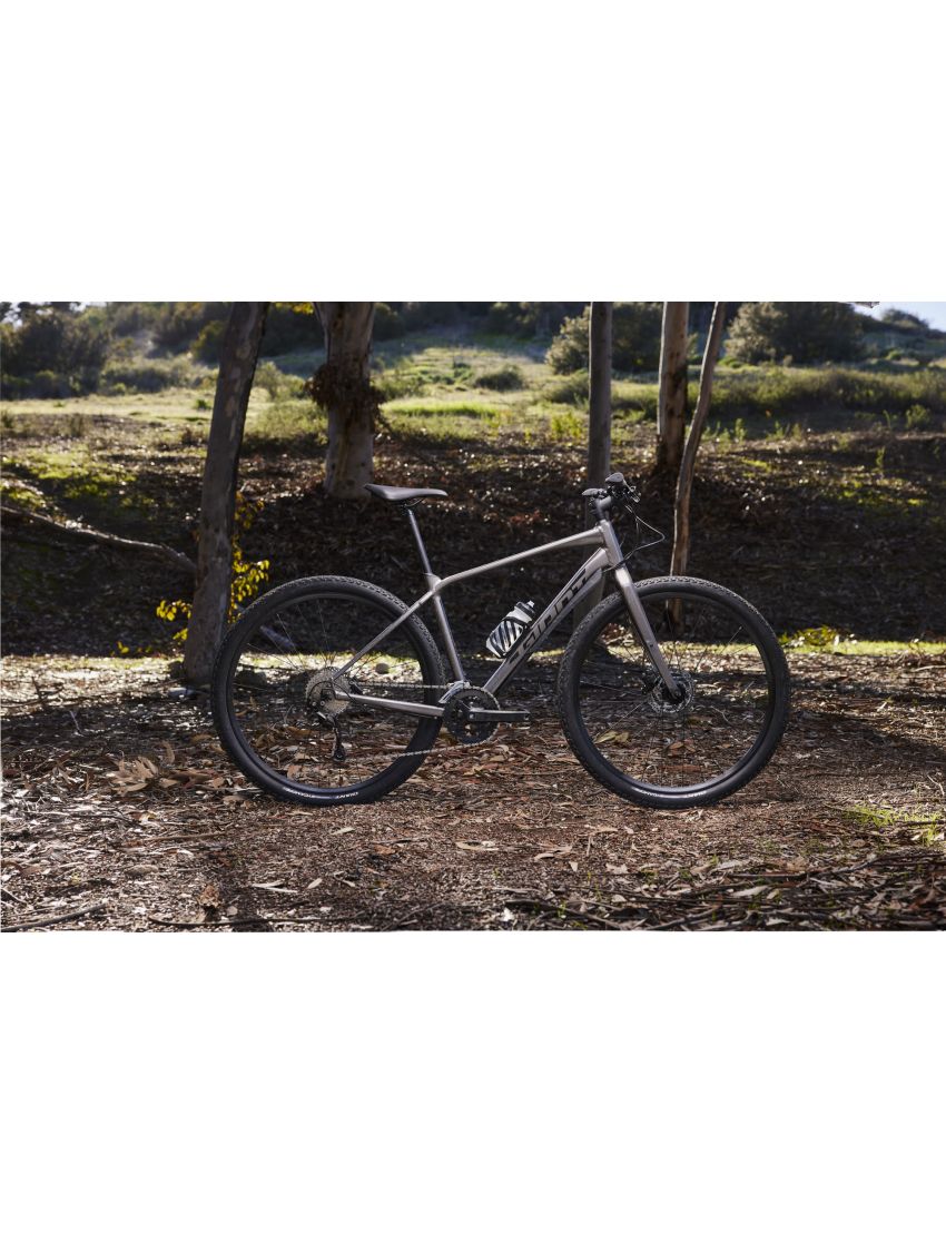 Giant ToughRoad SLR 2