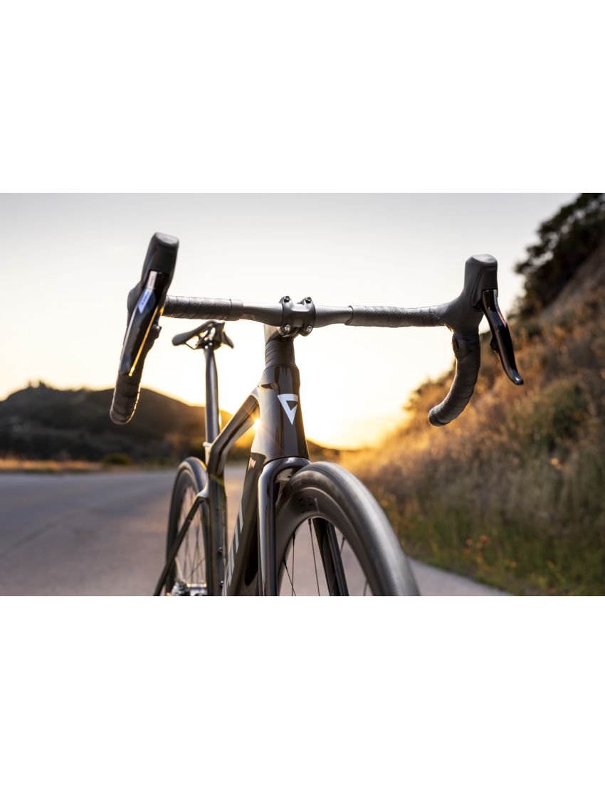 Giant Defy Advanced E+ Elite 0