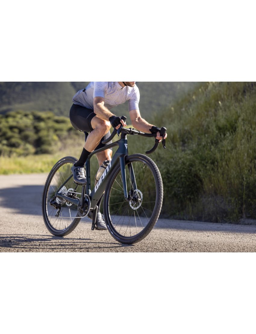 Giant Defy Advanced E+ Elite 1