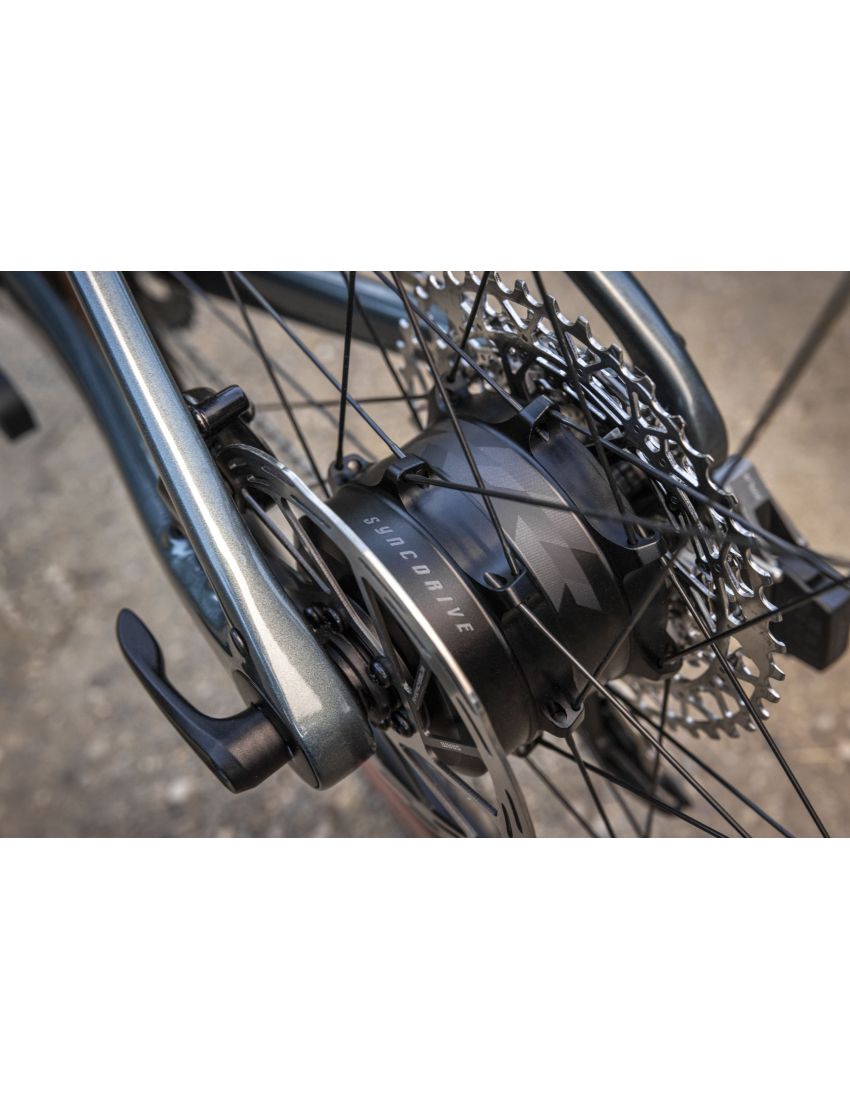 Giant Defy Advanced E+ Elite AR