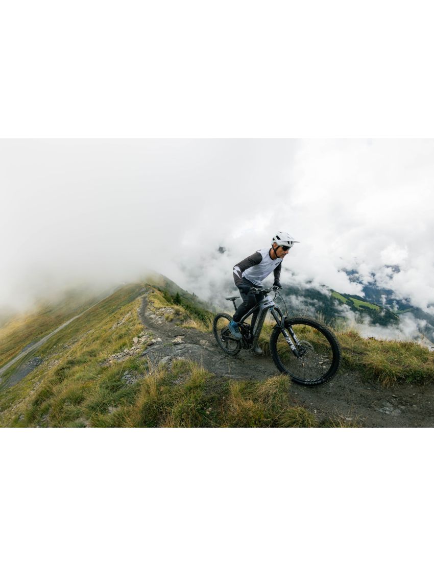 Giant Reign Advanced E+ 1