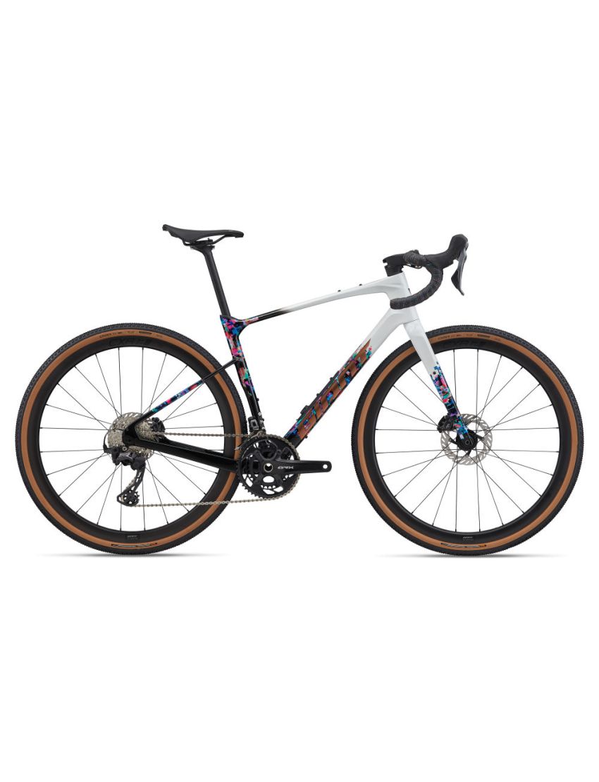 Giant Revolt Advanced 0 SE