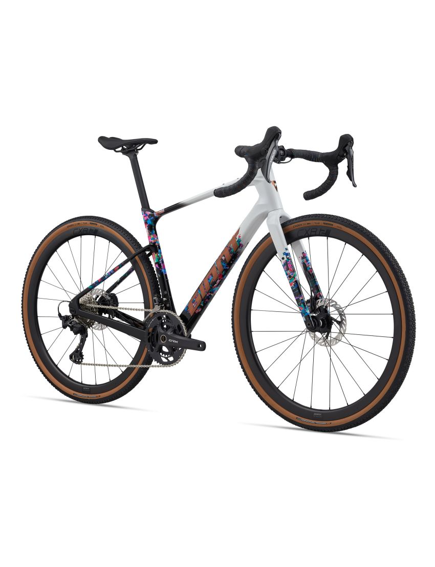 Giant Revolt Advanced 0 SE