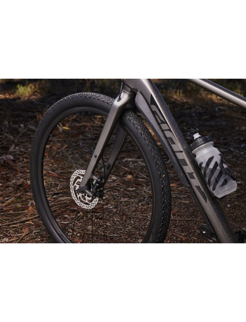 Giant ToughRoad SLR 2